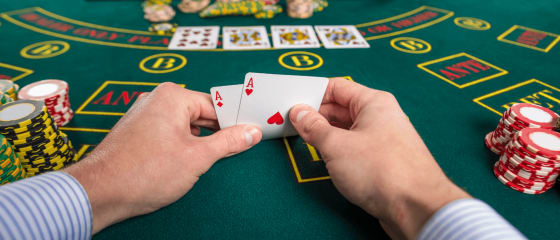 A Complete Guide to Playing Online Poker Tournaments